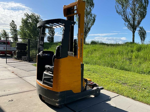 2011 jungheinrich etv214 reach truck - afbeelding 22 van  25