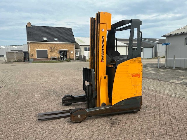 2011 jungheinrich etv214 reach truck - afbeelding 1 van  16