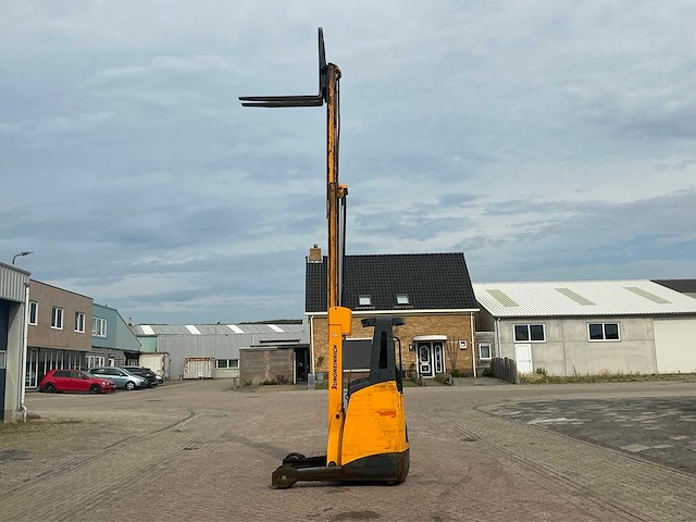 2011 jungheinrich etv214 reach truck - afbeelding 14 van  16