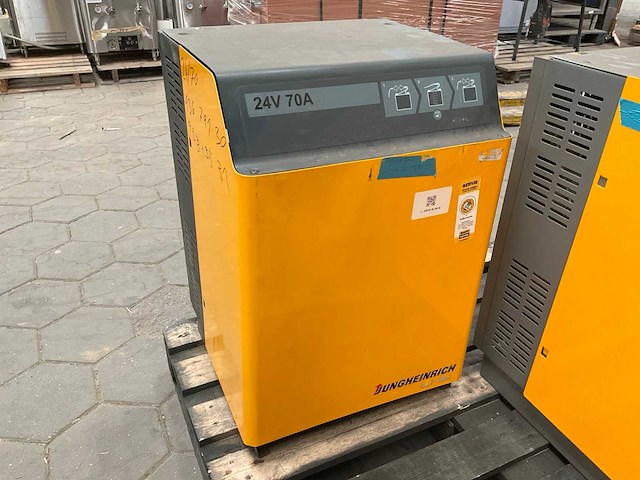 2011 jungheinrich slt100 acculader - afbeelding 4 van  5