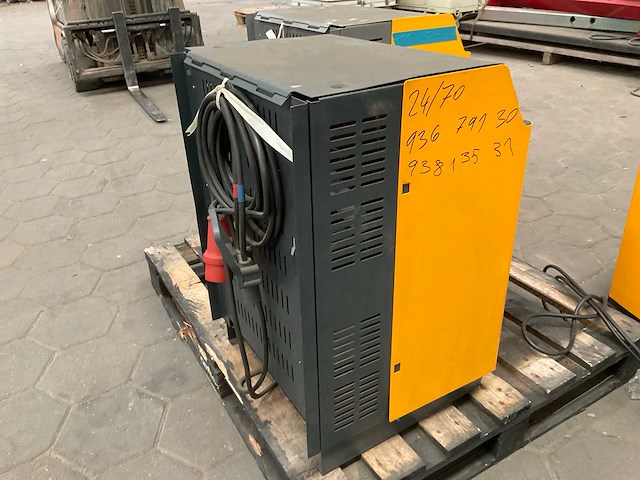 2011 jungheinrich slt100 acculader - afbeelding 5 van  5