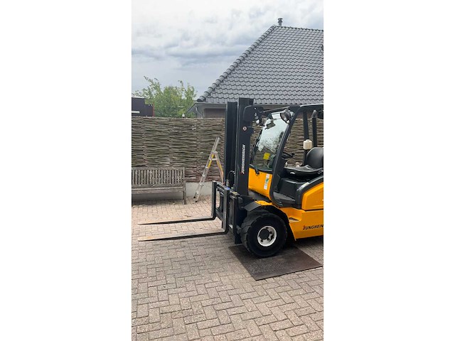 2011 jungheinrich tfg 30s vorkheftruck - afbeelding 8 van  9