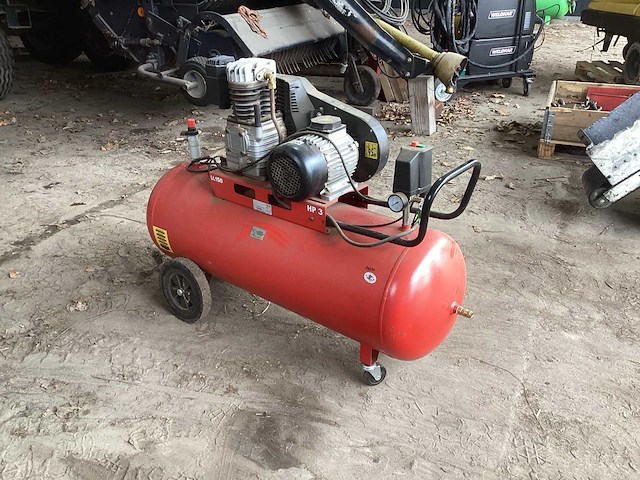 2011 k17/150 zuigercompressor - afbeelding 2 van  8