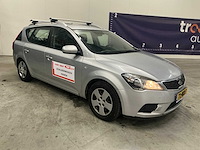 2011 kia cee'd sporty wagon personenauto - afbeelding 1 van  13