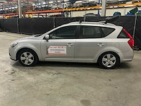 2011 kia cee'd sporty wagon personenauto - afbeelding 10 van  13