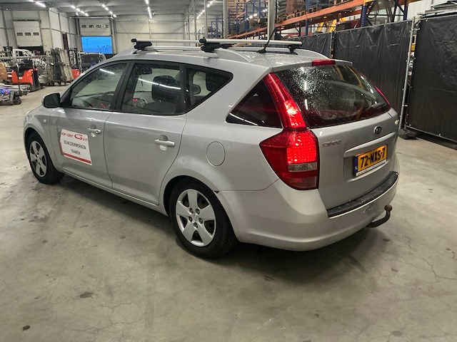 2011 kia cee'd sporty wagon personenauto - afbeelding 9 van  13