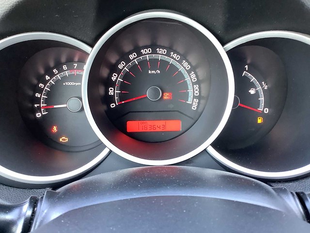 2011 kia venga 1.4 cvvt x-tra personenauto 84-pdx-6 - afbeelding 9 van  28