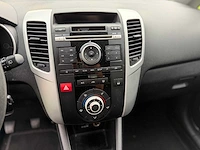 2011 kia venga 1.4 cvvt x-tra personenauto - afbeelding 4 van  13