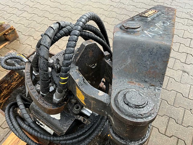 2011 kinshofer c05hpx-45 schalengrijper - afbeelding 6 van  10