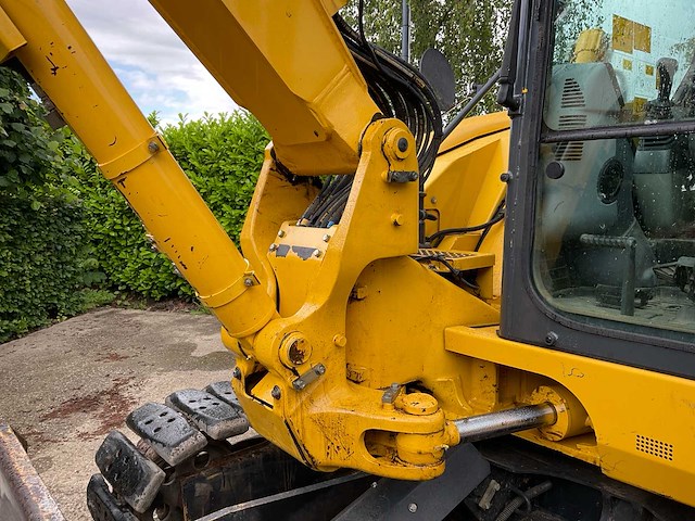 2011 komatsu pc88mr-8 midigraafmachine - afbeelding 21 van  23