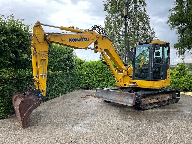 2011 komatsu pc88mr-8 midigraafmachine - afbeelding 1 van  39