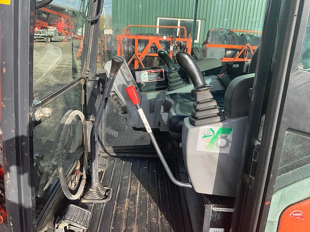 2011 kubota kx016-4 minigraafmachine - afbeelding 8 van  23