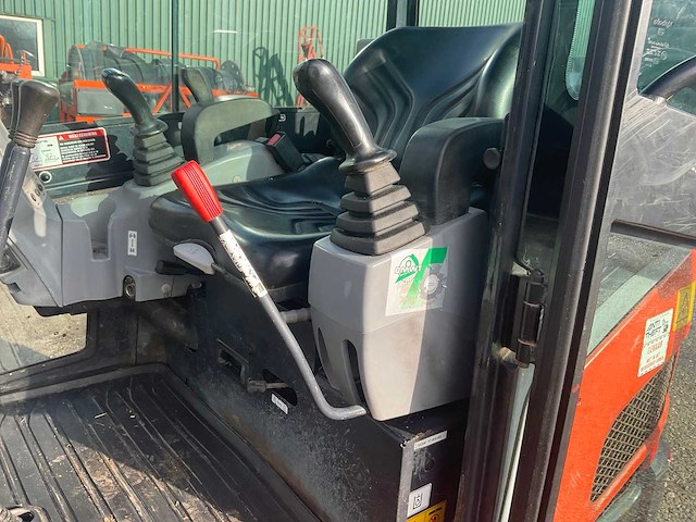 2011 kubota kx016-4 minigraafmachine - afbeelding 14 van  23
