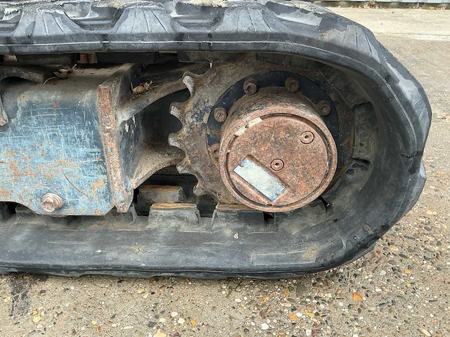 2011 kubota kx41-3v minigraver – 1.720 kg – 1.000 mm bak - afbeelding 1 van  31