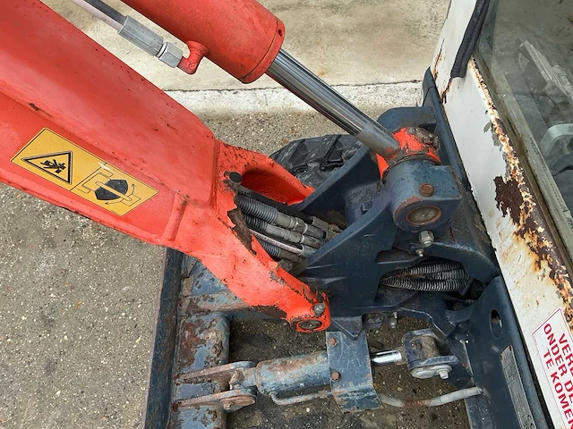 2011 kubota kx41-3v minigraver – 1.720 kg – 1.000 mm bak - afbeelding 22 van  31