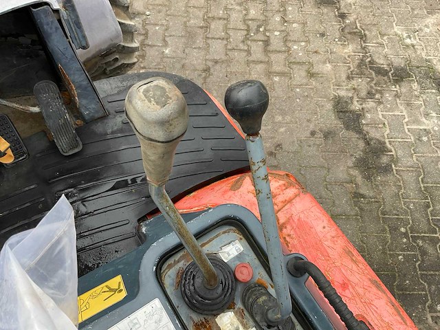 2011 kubota r520nh shovel - afbeelding 12 van  34