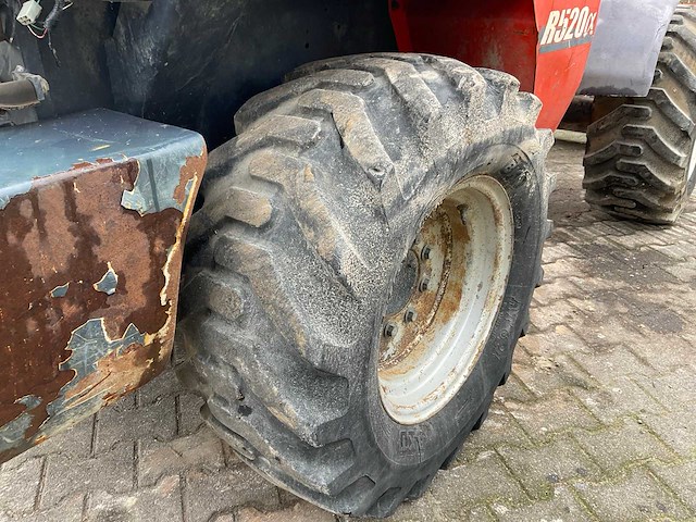 2011 kubota r520nh shovel - afbeelding 28 van  34