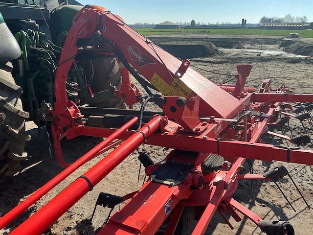 2011 kuhn gf8702 rotor schudder - afbeelding 1 van  4