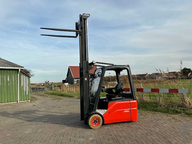 2011 linde e16-01 vorkheftruck - afbeelding 16 van  16