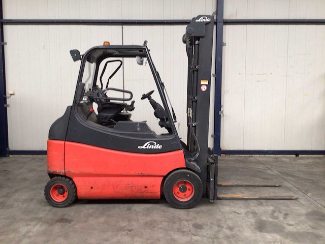 2011 linde e30-03/600 vorkheftruck - afbeelding 14 van  19