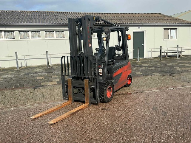 2011 linde e35l-01 vorkheftruck - afbeelding 12 van  25
