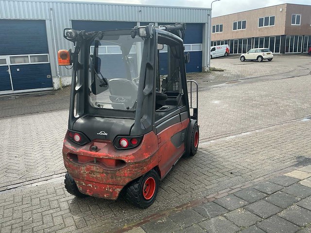 2011 linde e35l-01 vorkheftruck - afbeelding 22 van  25