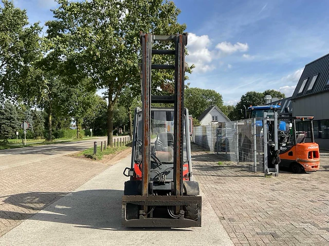 2011 linde h35t-01 vorkheftruck - afbeelding 12 van  27