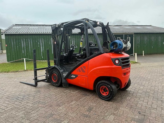 2011 linde h35t-01 vorkheftruck - afbeelding 18 van  18
