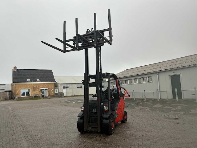 2011 linde h35t-01 vorkheftruck - afbeelding 14 van  14