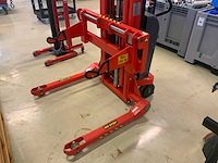 2011 logitrans self 1001/2020 stapelaar - afbeelding 1 van  6