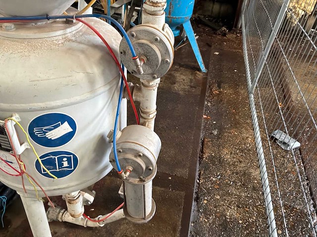 2011 magnet 2000-50-ce straal machine - afbeelding 12 van  14