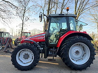 2011 massey ferguson 5455 dyna 4 vierwielaangedreven landbouwtractor - afbeelding 5 van  12