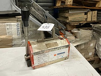 2011 mennens mhm hijsmagneet - afbeelding 1 van  8