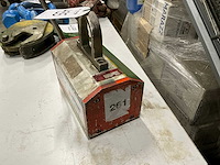 2011 mennens mhm hijsmagneet - afbeelding 2 van  4