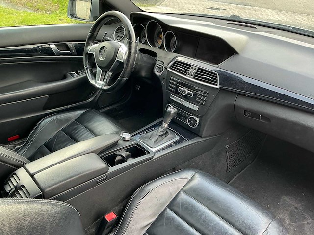 2011 mercedes-benz c-klasse coupé 220 cdi - afbeelding 18 van  45