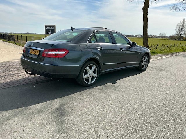 2011 mercedes-benz e-klasse 200 cdi avantgarde - personenauto - afbeelding 10 van  10