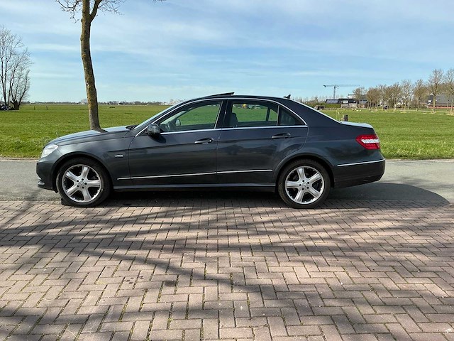 2011 mercedes-benz e-klasse 200 cdi avantgarde - personenauto - afbeelding 11 van  22