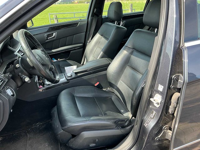 2011 mercedes-benz e-klasse 200 cdi avantgarde - personenauto - afbeelding 16 van  22