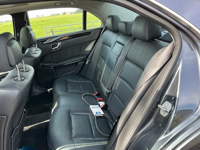 2011 mercedes-benz e-klasse 200 cdi avantgarde - personenauto - afbeelding 10 van  22