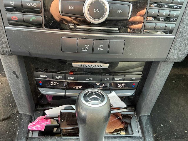 2011 mercedes-benz e-klasse 200 cdi avantgarde - personenauto - afbeelding 15 van  22