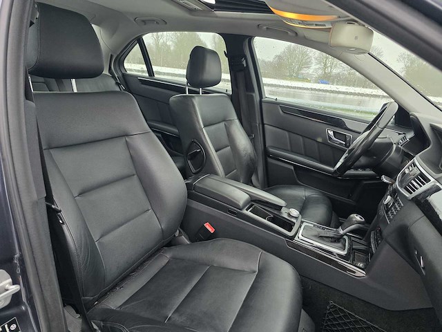 2011 mercedes-benz e-klasse 200 cdi personenauto - afbeelding 15 van  32