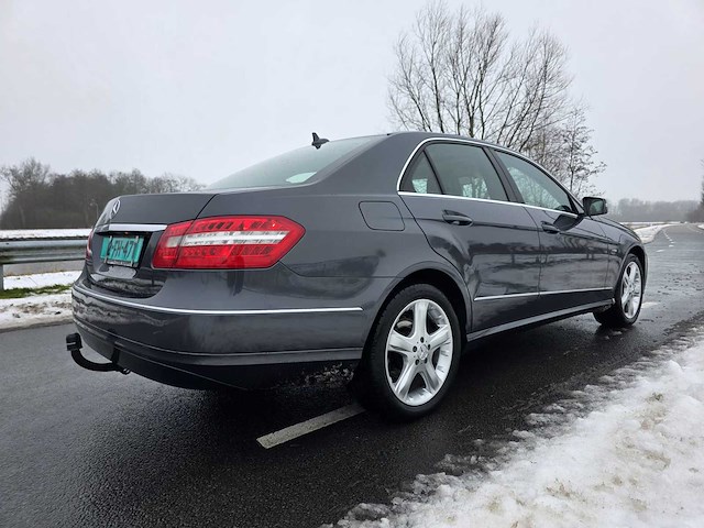 2011 mercedes-benz e-klasse 200 cdi personenauto - afbeelding 30 van  32
