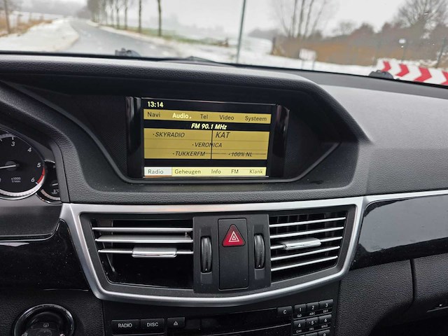 2011 mercedes-benz e-klasse 200 cdi personenauto - afbeelding 10 van  24