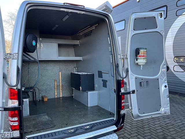 2011 mercedes-benz sprinter 318cdi motorcross camper - afbeelding 8 van  46