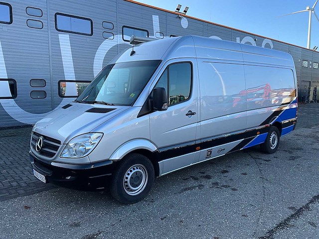 2011 mercedes-benz sprinter 318cdi motorcross camper - afbeelding 1 van  46