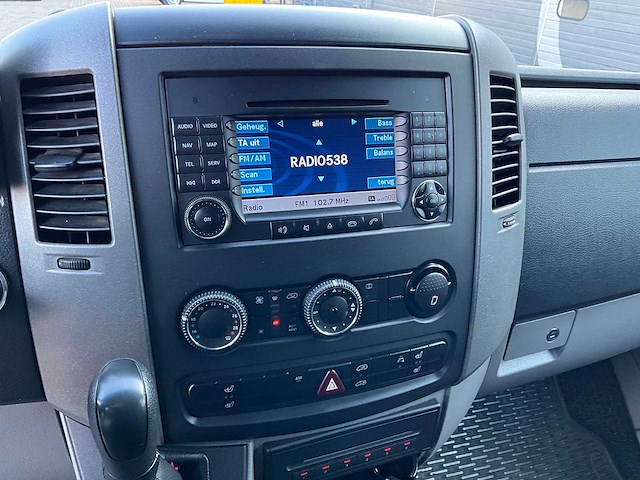 2011 mercedes-benz sprinter 318cdi motorcross camper - afbeelding 30 van  46