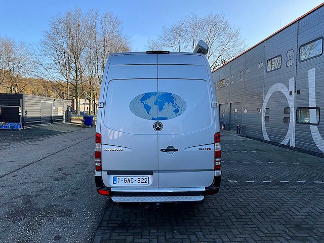 2011 mercedes-benz sprinter 318cdi motorcross camper - afbeelding 34 van  46
