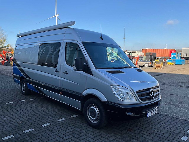 2011 mercedes-benz sprinter 318cdi motorcross camper - afbeelding 44 van  46