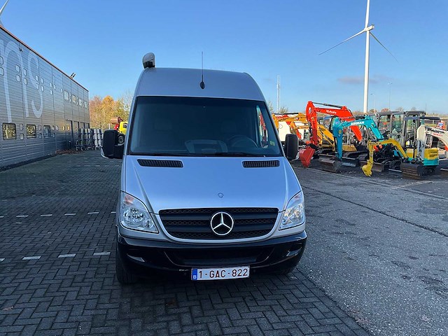 2011 mercedes-benz sprinter 318cdi motorcross camper - afbeelding 45 van  46