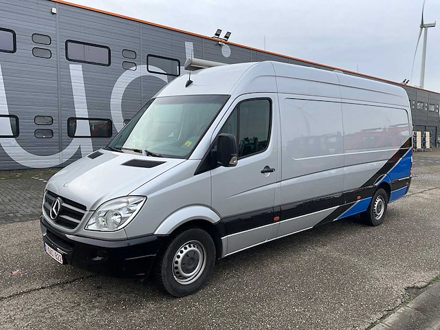 2011 mercedes-benz sprinter 318cdi motorcross camper - afbeelding 1 van  49